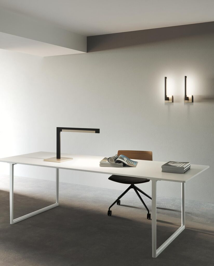 INLAY T2 Table Lamp in Matt Black and Satin Silver finish